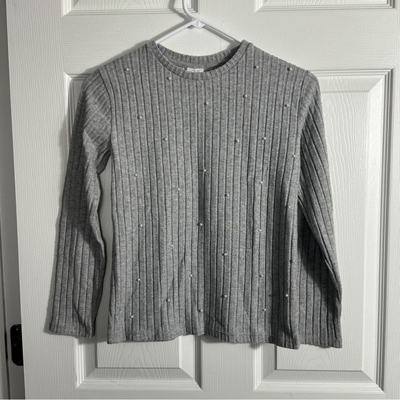 Zara Kids sz 13-14 gray crewneck sweater w/pearl detail, soft, textured - Picture 1 of 9